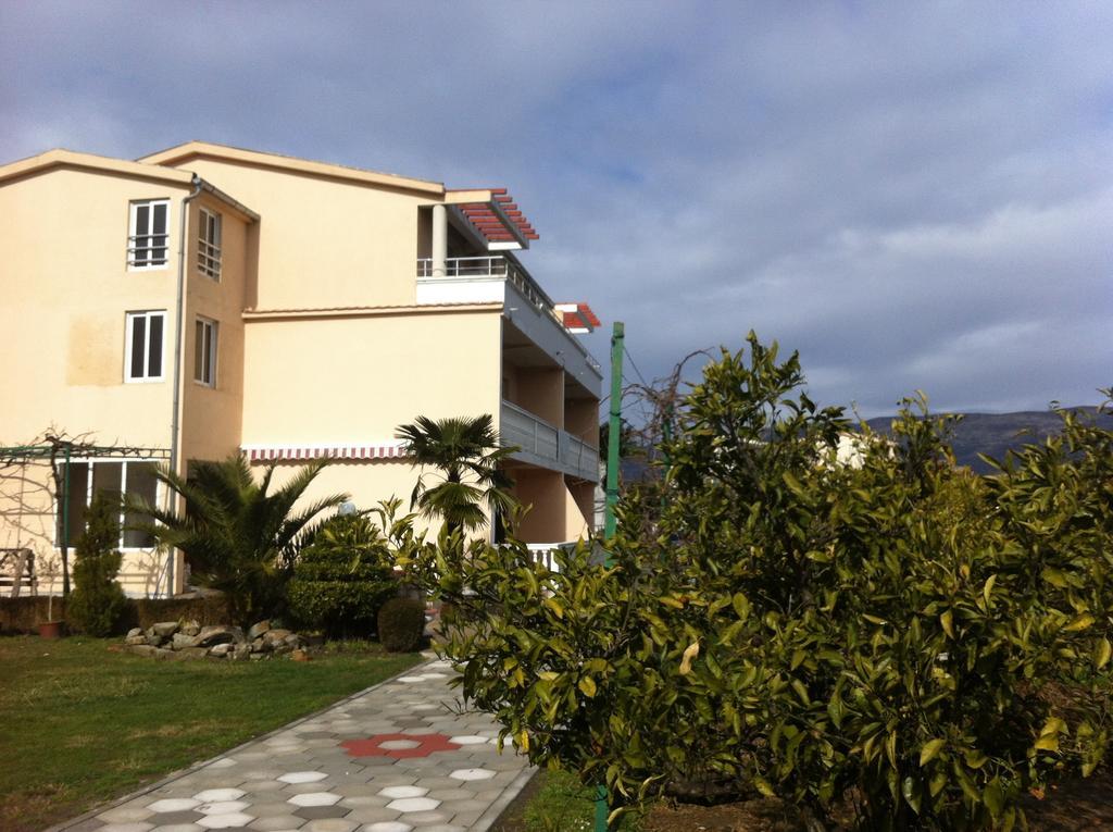 Apartaments Queen Ulcinj Exteriér fotografie